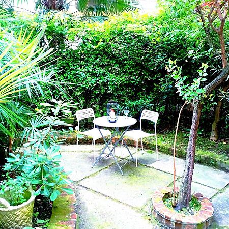 Appartamento Con Giardino Milano Exterior foto